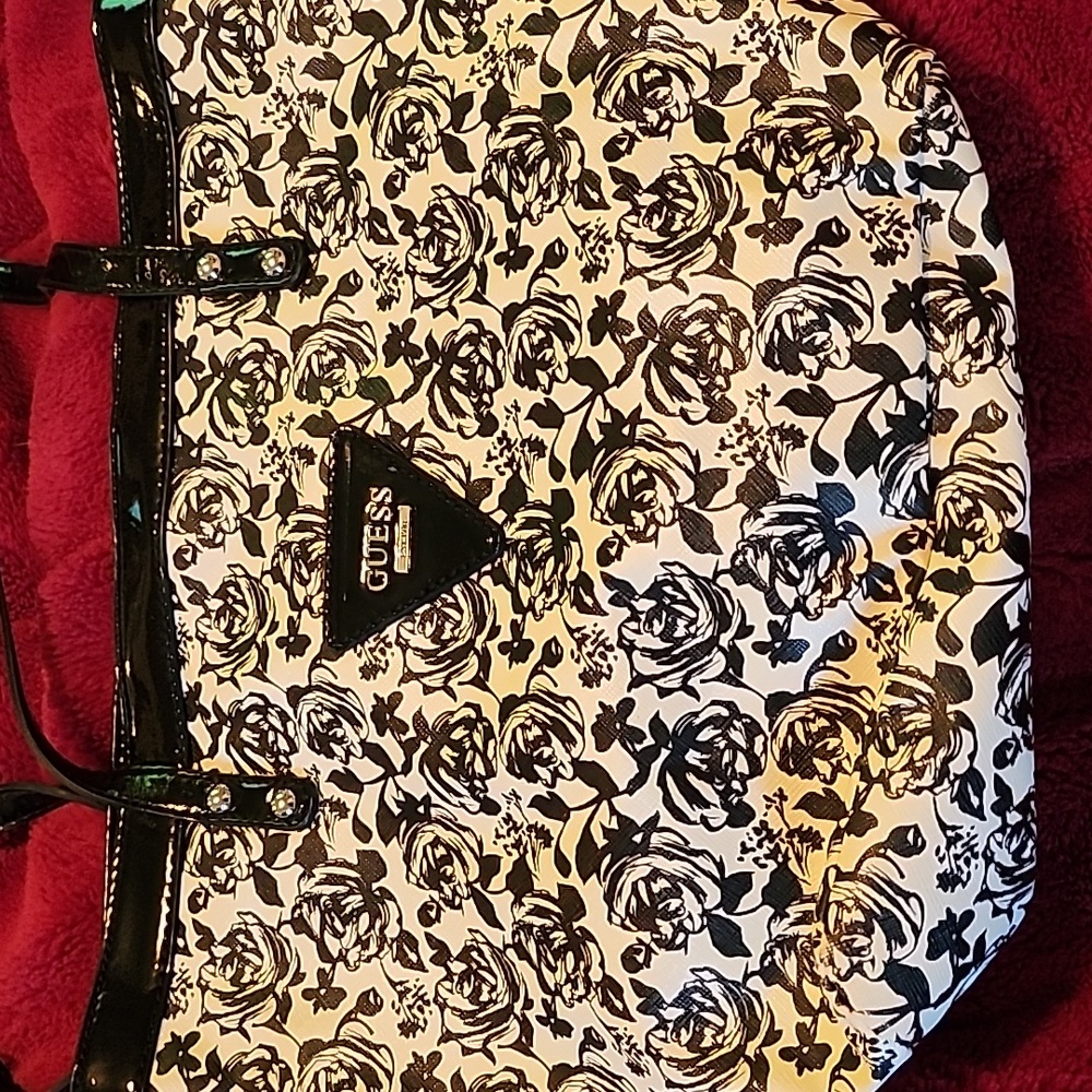 Guess purse